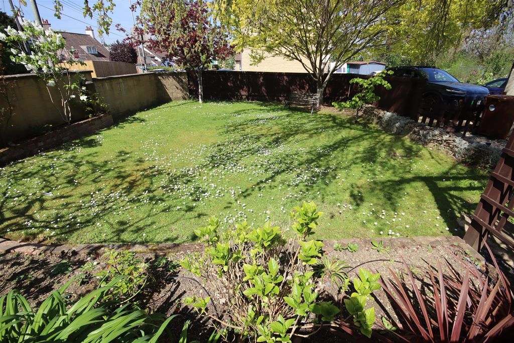 Additional image 15 of 2 bed cottage for saleMalmesbury Road, Chippenham SN15