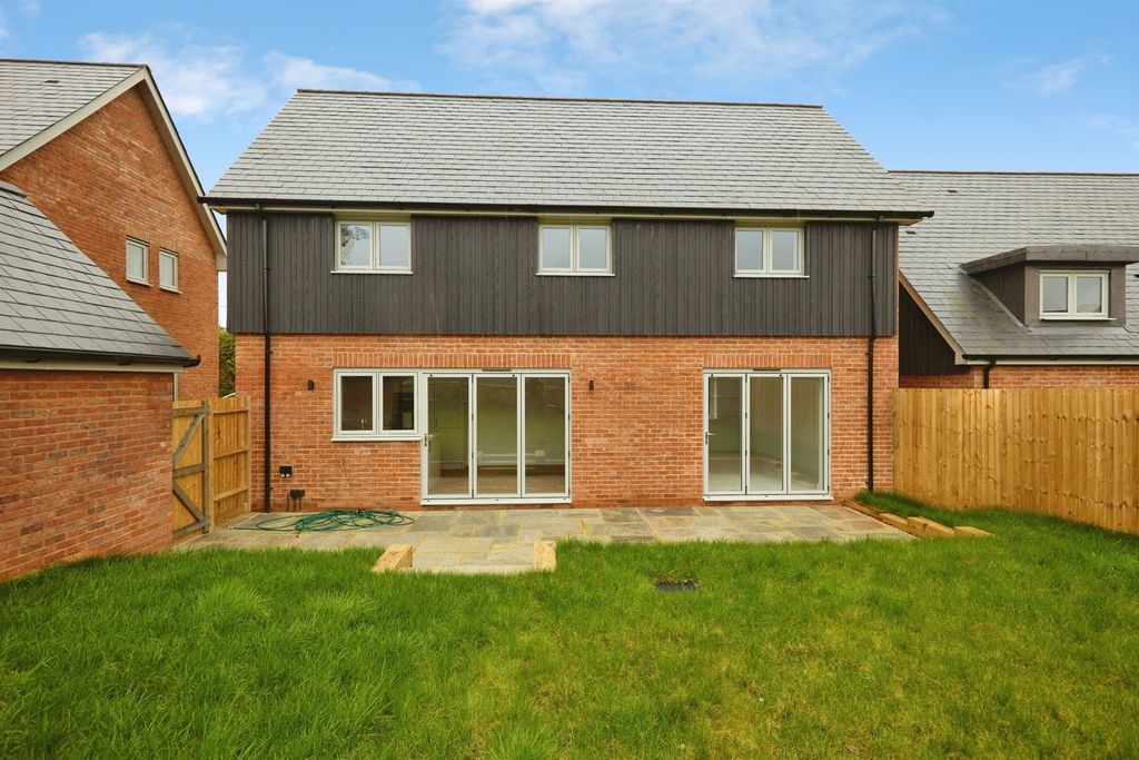 Additional image 21 of 3 bed detached house for saleWitt Road, Winterslow, Salisbury SP5
