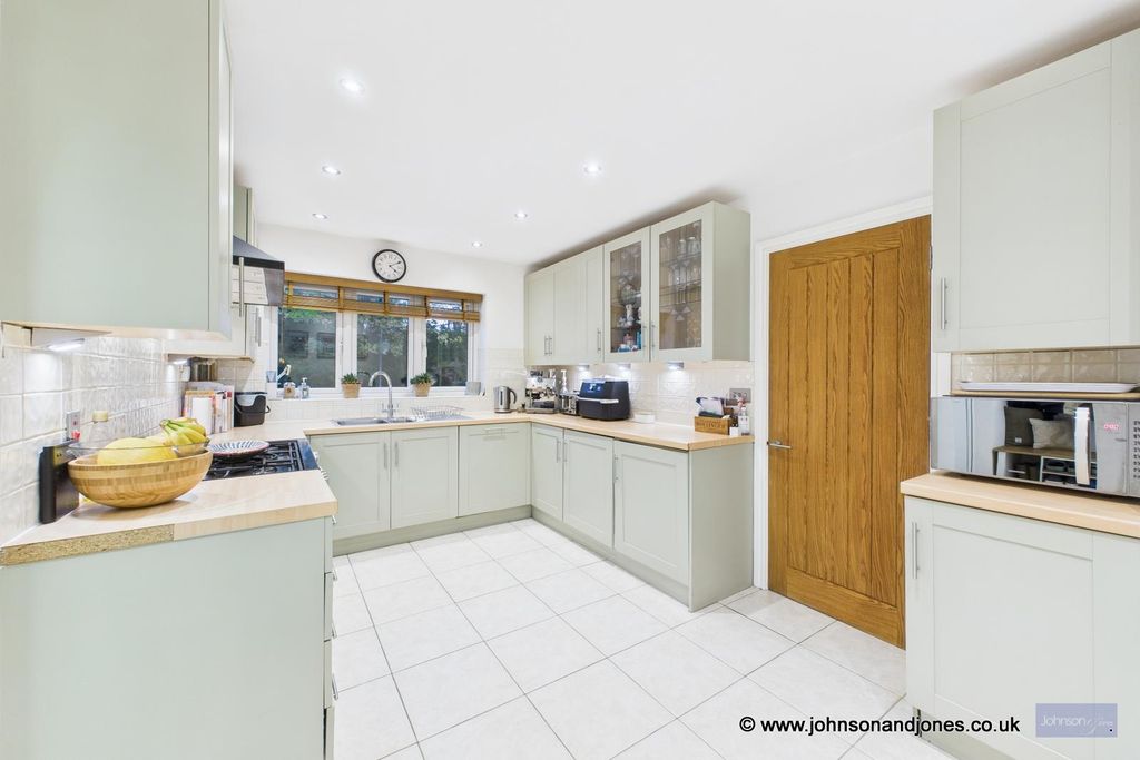 Additional image 9 of 4 bed detached house for saleSt. Johns Road, Ascot SL5
