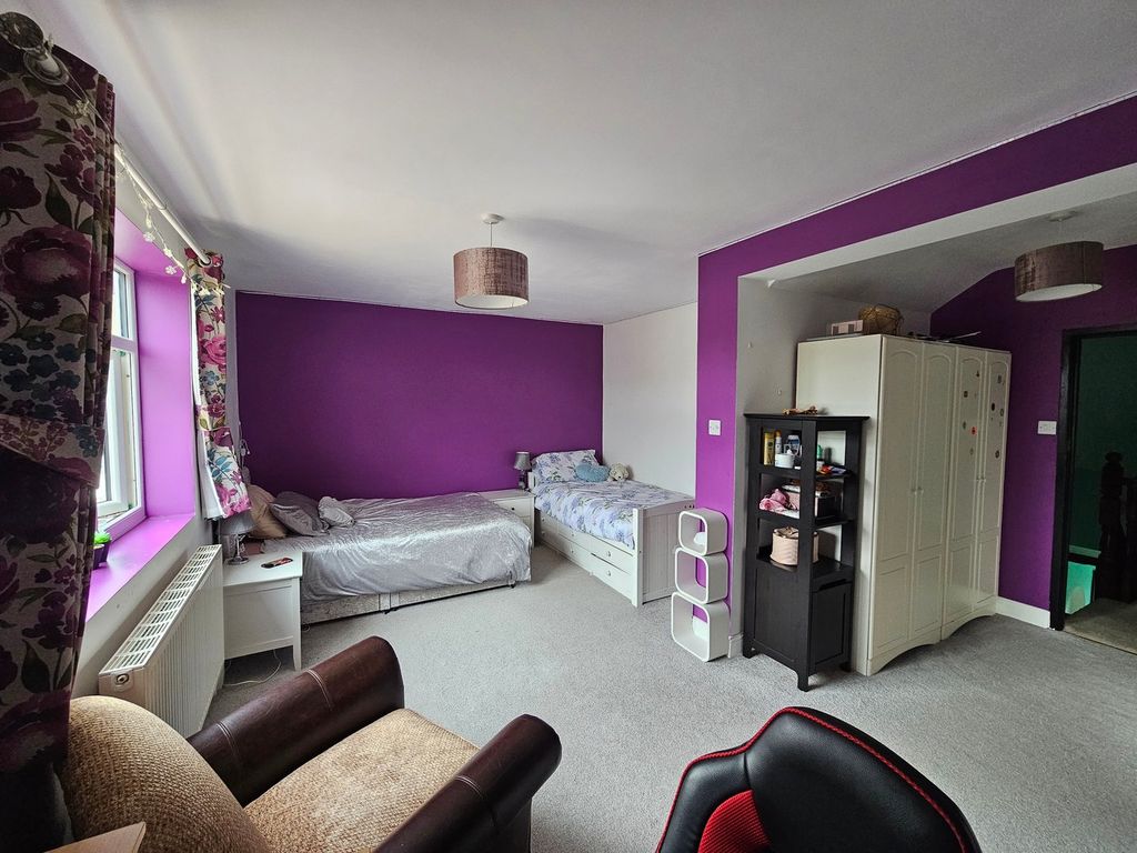 Additional image 18 of 4 bed detached house for saleOxford Road, Swindon SN3