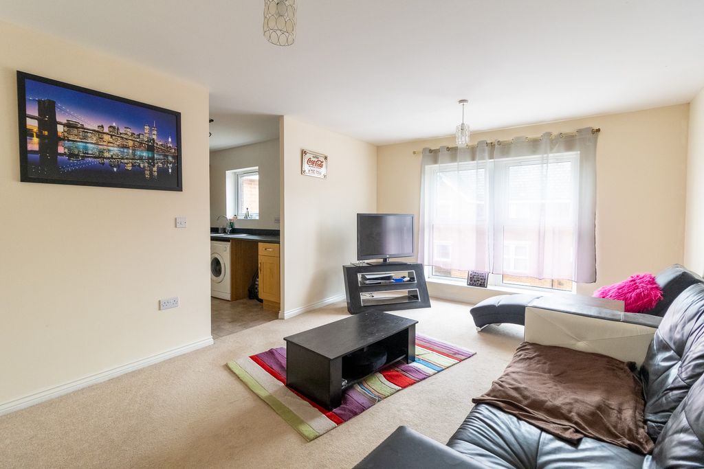 Additional image 2 of 2 bed flat for saleYersin Court, Swindon SN1