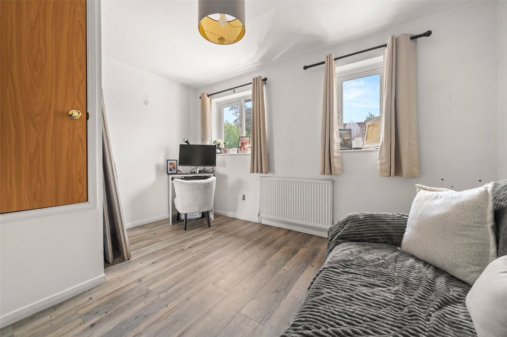 Additional image 10 of 2 bed terraced house for salePewsey Vale, Bracknell, Berkshire RG12