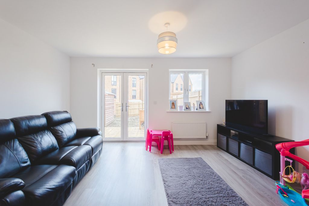Additional image 8 of 3 bed semi-detached house for saleCoate, Swindon, Wiltshire SN3