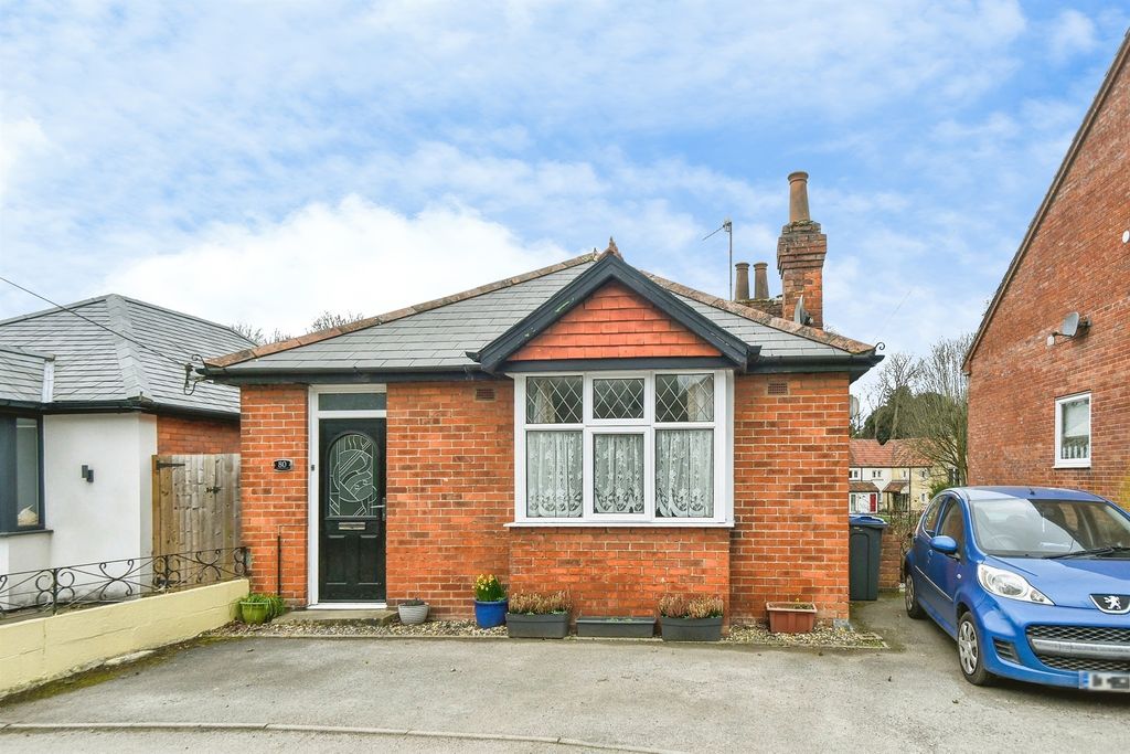3 bed detached house for saleAnchor Road, Calne SN11