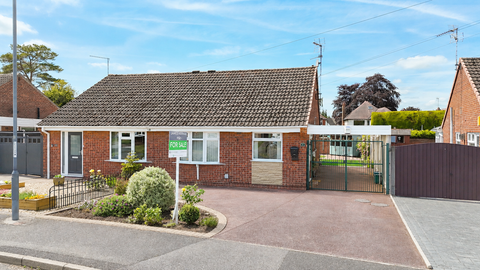 Lockington Close, Chellaston, Derby DE73