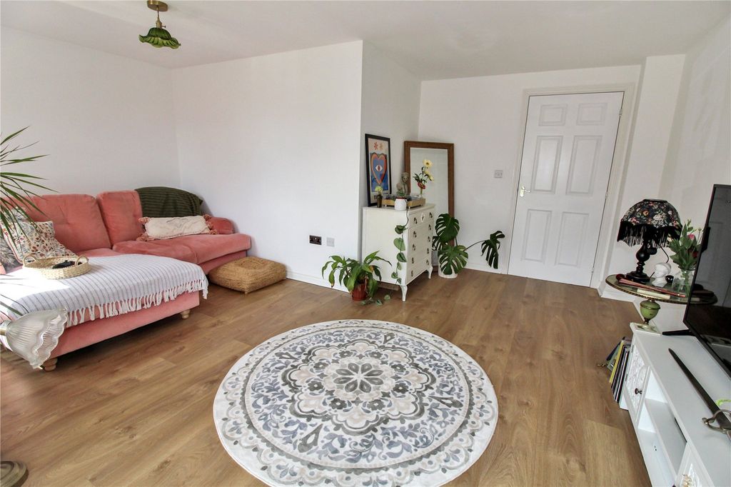 Additional image 5 of 2 bed flat for saleProspero Way, Swindon, Wiltshire SN25