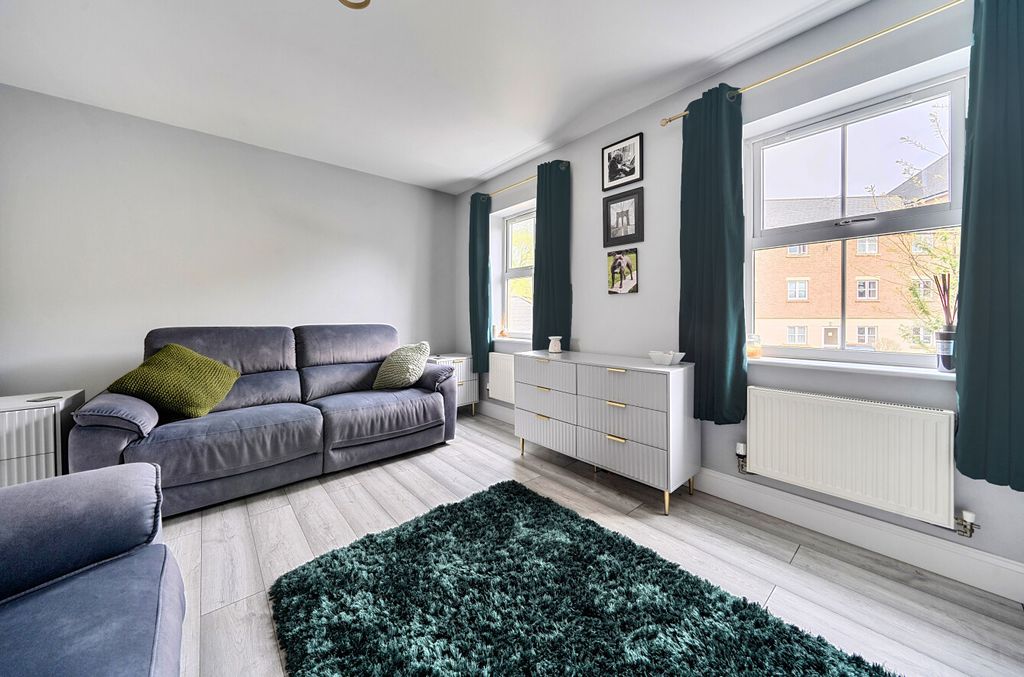 Additional image 8 of 4 bed terraced house for saleEstella Close, Haydon End, Swindon, Wiltshire SN25