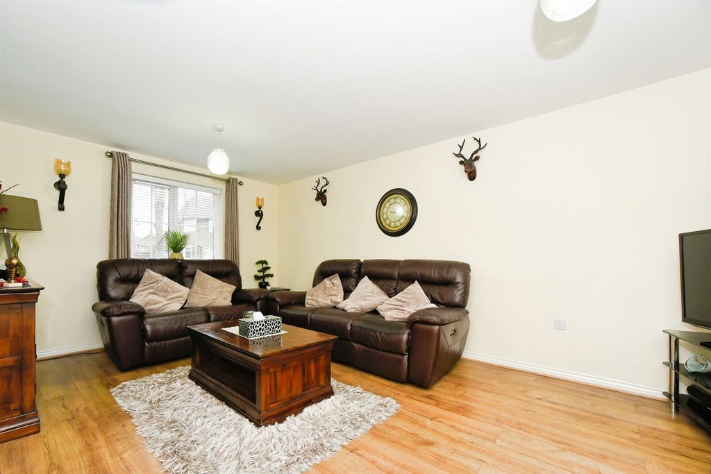 Additional image 6 of 3 bed semi-detached house for saleEndeavour Road, Swindon SN3