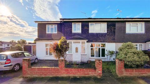 Huntsman, Hainault IG6