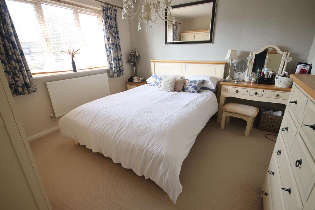 Additional image 10 of 5 bed detached house for saleOak Road, Chippenham SN14