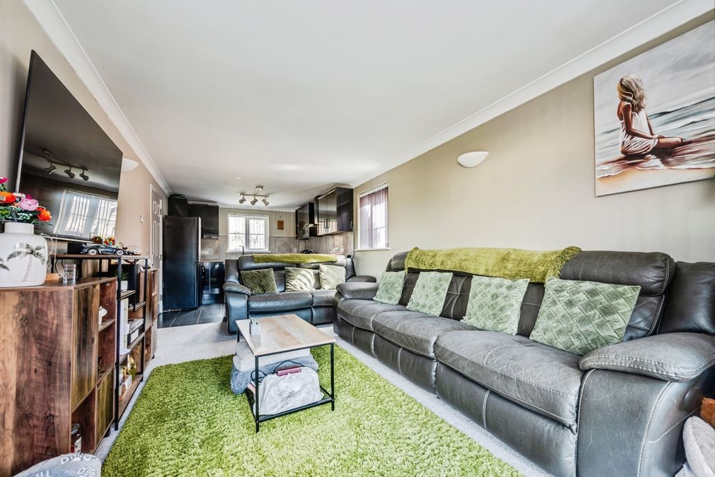 Additional image 5 of 2 bed flat for saleChopin Mews, Swindon, Wiltshire SN25