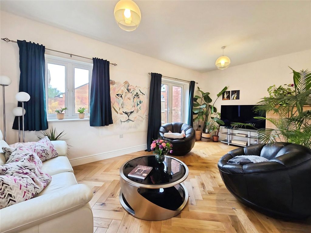 Additional image 7 of 3 bed detached house for saleRedstart Croft, Bracknell, Berkshire RG12