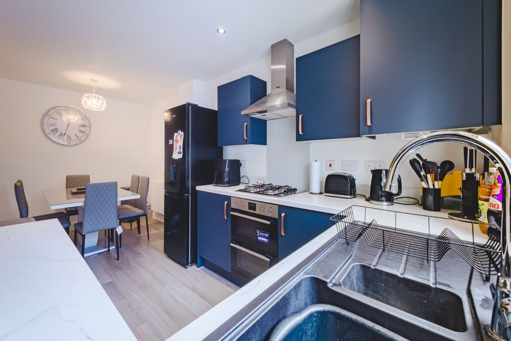 Additional image 2 of 3 bed semi-detached house for saleCoate, Swindon, Wiltshire SN3