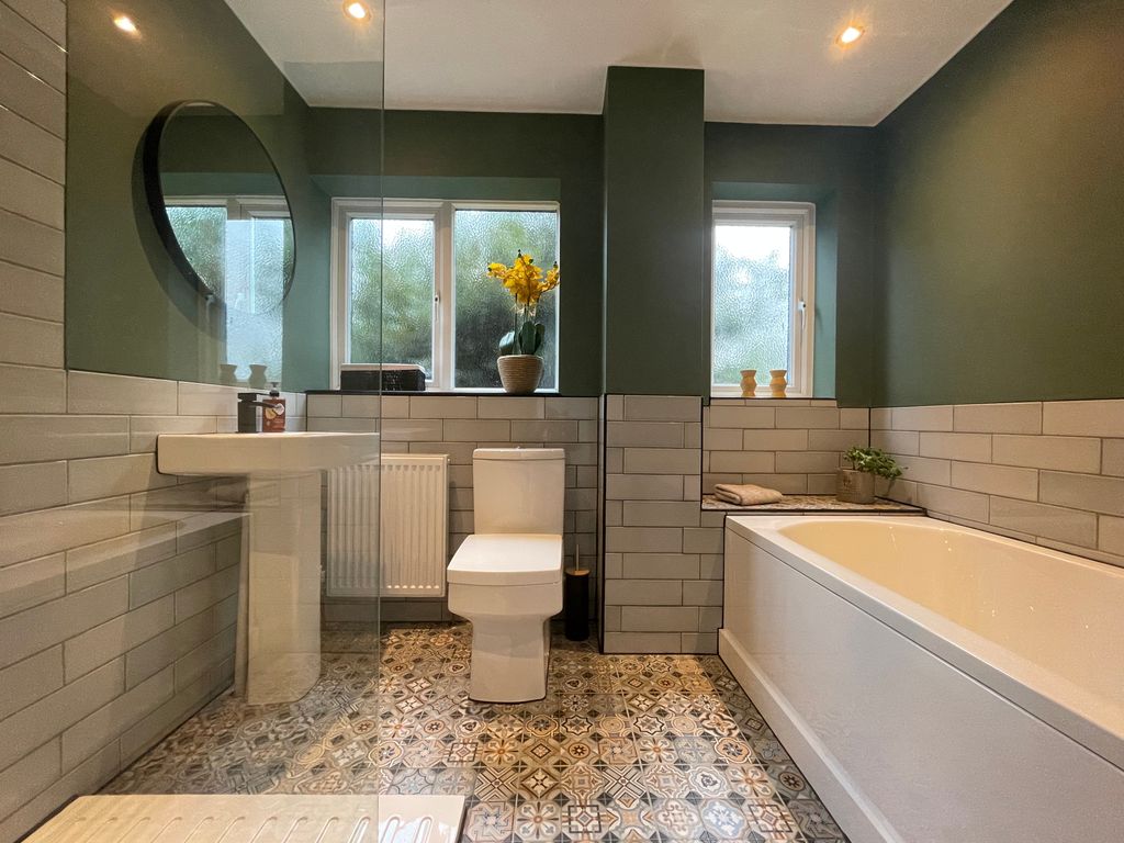Additional image 11 of 4 bed detached house for saleThe Willows, Highworth, Highworth SN6
