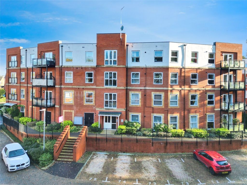 Additional image 9 of 2 bed flat for saleEdrich Grange, Crowthorne, Berkshire RG45