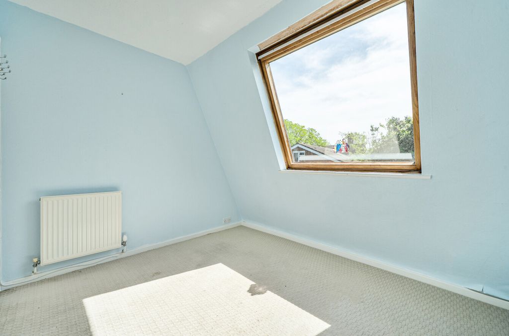 Additional image 10 of 4 bed terraced house for saleWoodies Close, Binfield, Bracknell, Berkshire RG42