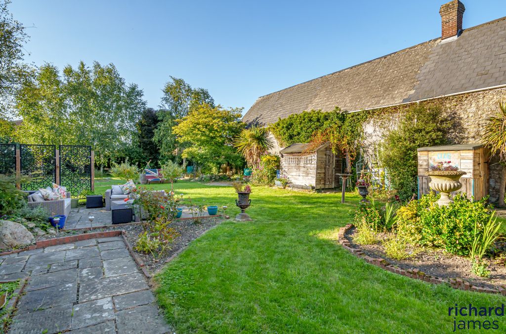 Additional image 34 of 6 bed detached house for saleHigh Street, Royal Wootton Bassett SN4