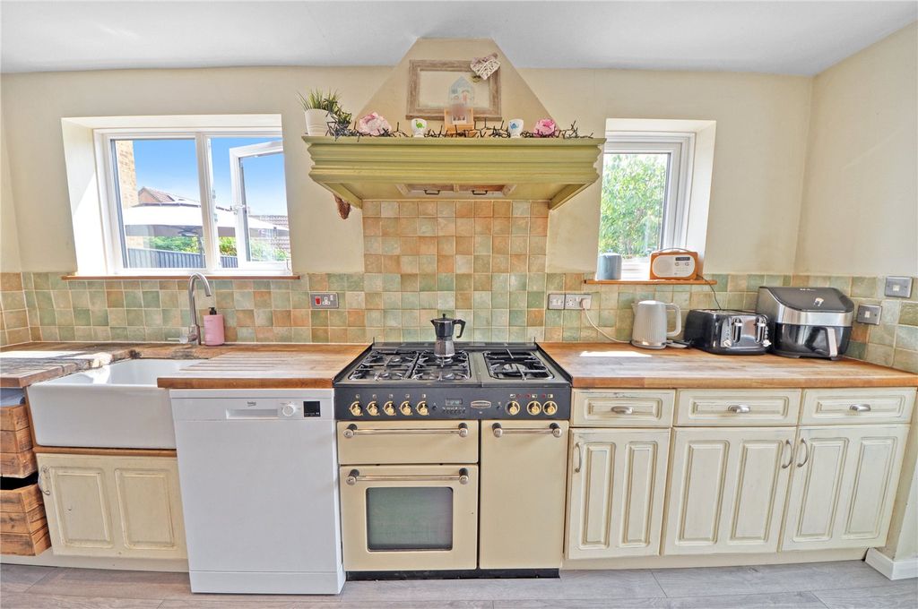 Additional image 12 of 4 bed detached house for saleGifford Road, Stratton, Swindon SN3