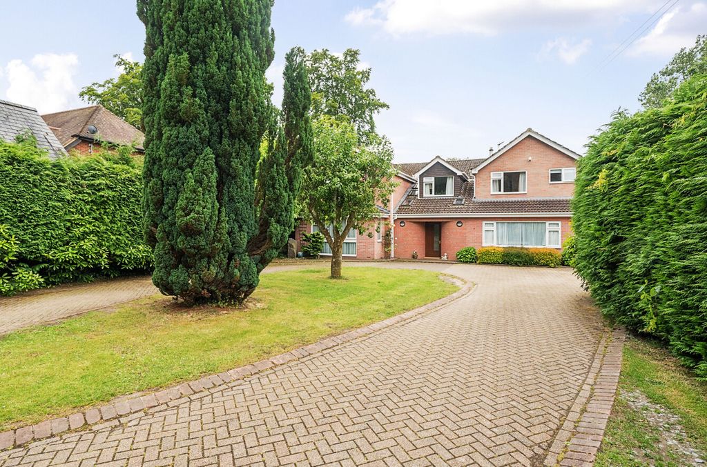 Additional image 18 of 6 bed detached house for saleLyndhurst Road, Landford, Salisbury SP5