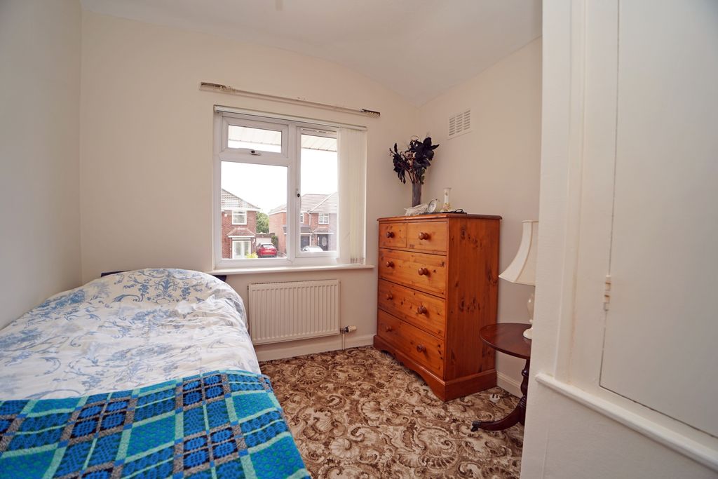 Additional image 11 of 3 bed semi-detached house for saleElmswood Close, Swindon SN2