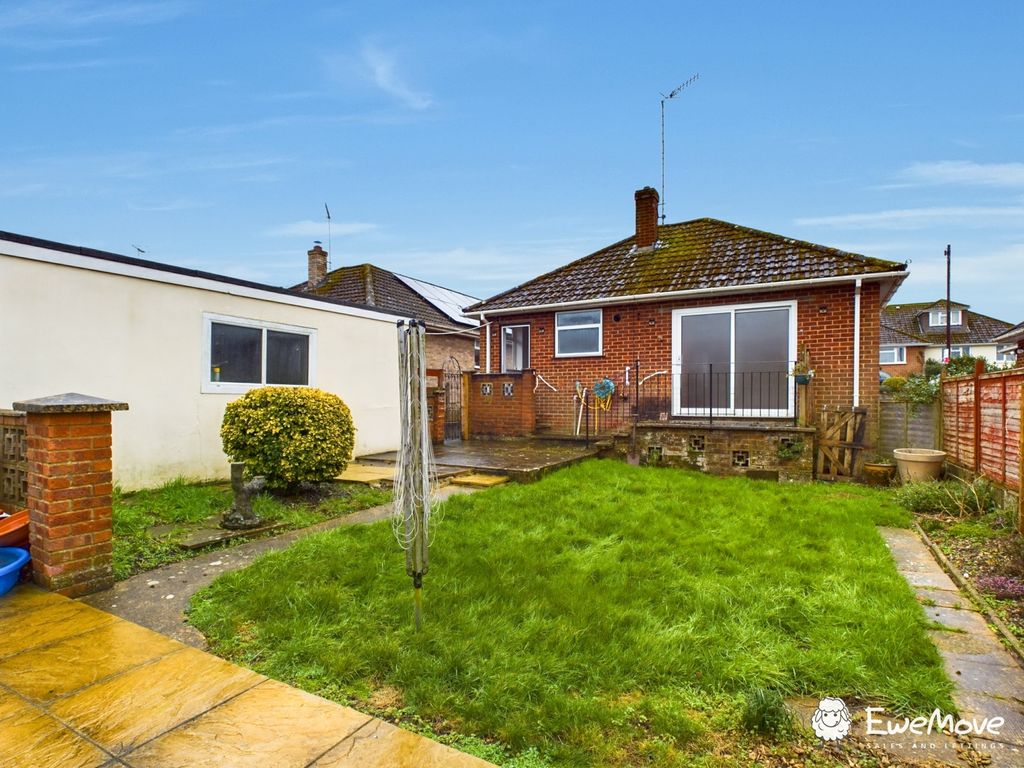 Additional image 9 of 3 bed bungalow for sale8 Moot Gardens, Downton, Salisbury SP5
