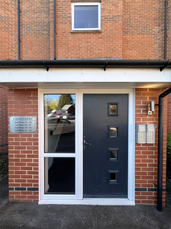 Additional image 13 of 2 bed flat for saleChain Court, Old Town, Swindon SN1