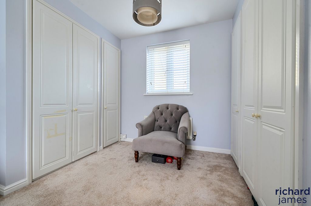 Additional image 9 of 4 bed detached house for saleCharmind Walk, Haydon Wick, Swindon SN25