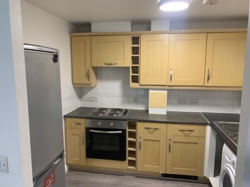 1 bed flat for saleKelvin Gate, Bracknell, Berkshire RG12
