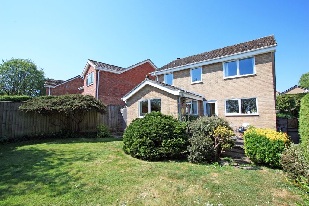 Additional image 4 of 4 bed detached house for salePriory Green, Highworth SN6