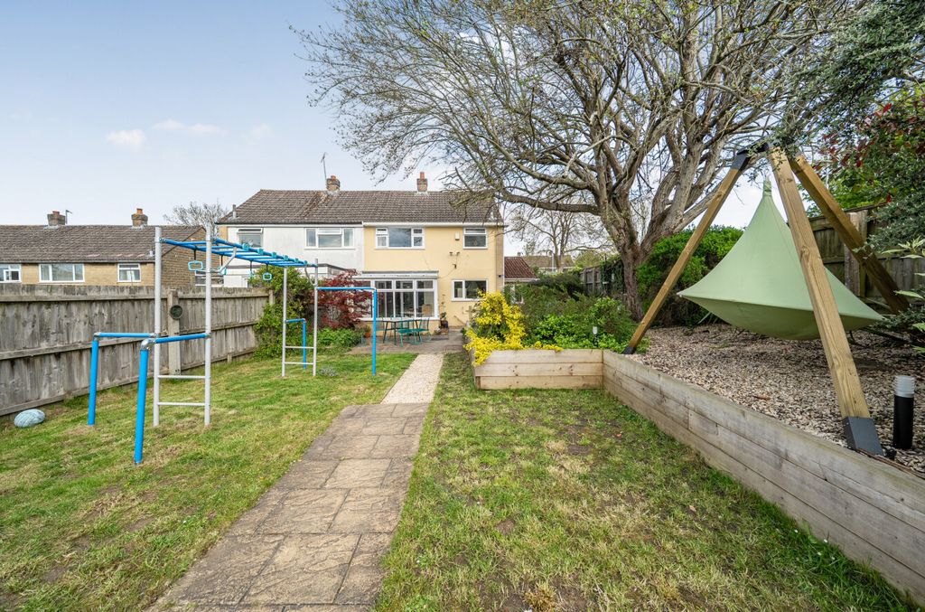 Additional image 19 of 3 bed semi-detached house for saleSandringham Road, Swindon SN3
