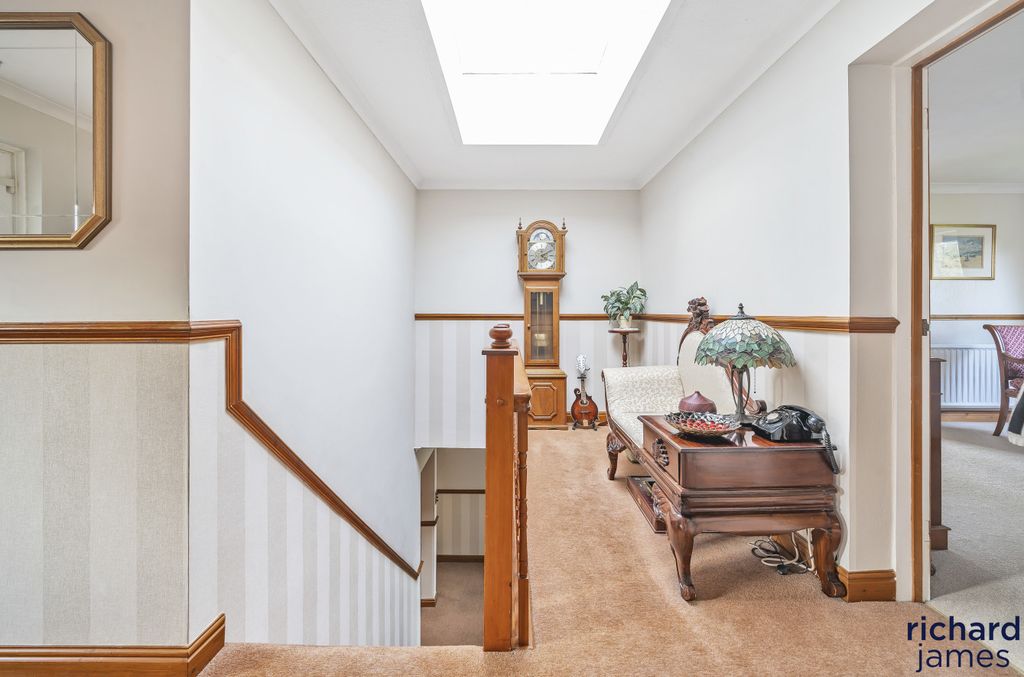 Additional image 4 of 4 bed detached house for saleThe Ridge, Blunsdon SN26