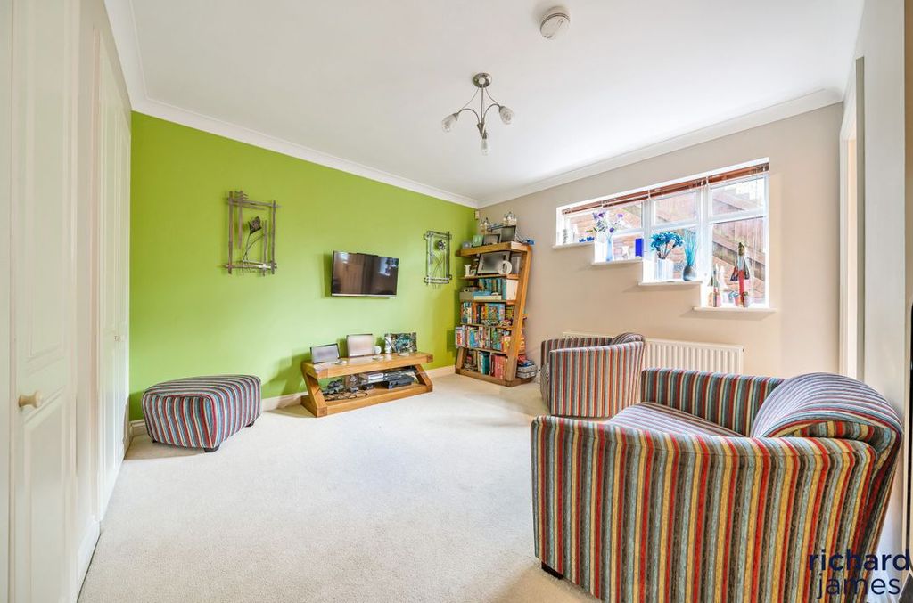 Additional image 18 of 5 bed detached house for saleOkus Road, Swindon SN1