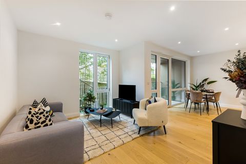 The Claves, Mill Hill NW7, New home