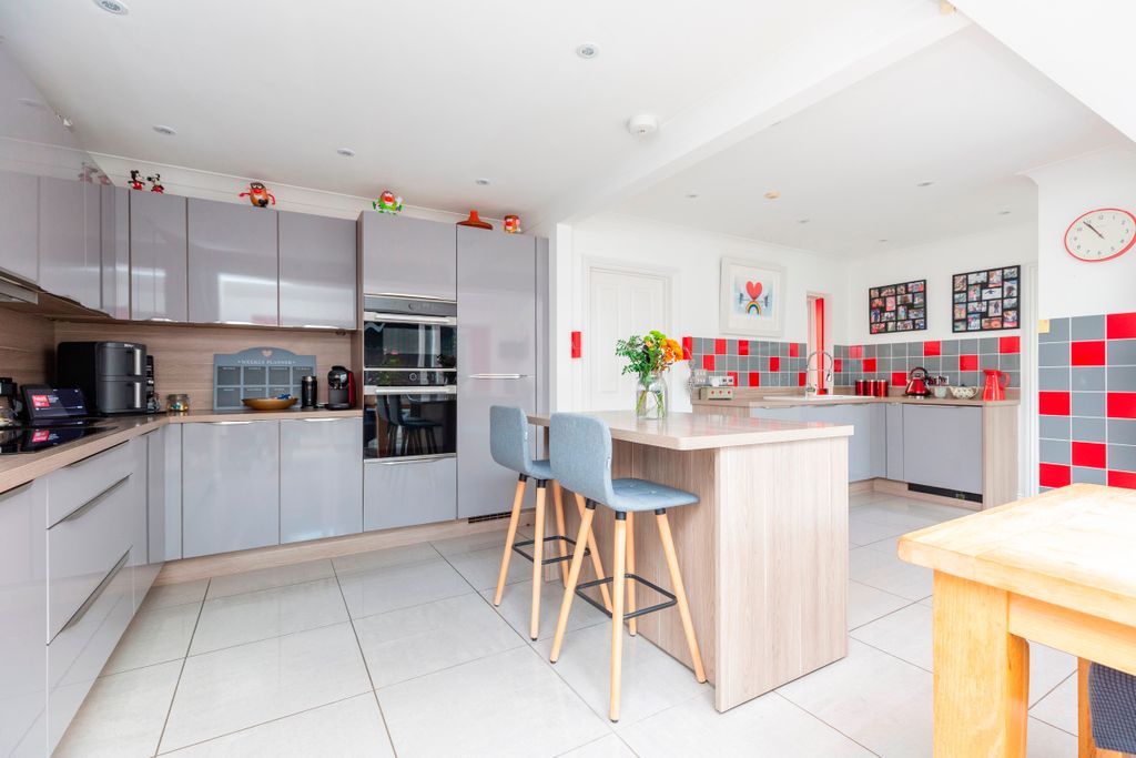 Additional image 3 of 4 bed detached house for saleThe Laurels, Oddford Vale, Tisbury, Salisbury SP3