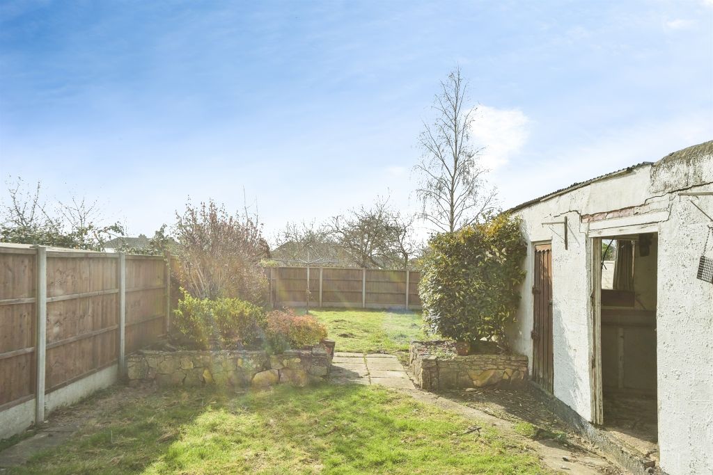 Additional image 13 of 3 bed semi-detached house for saleOxford Road, Swindon SN3