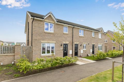 1 Niven Way, West Craigs, Corstorphine, Edinburgh EH12