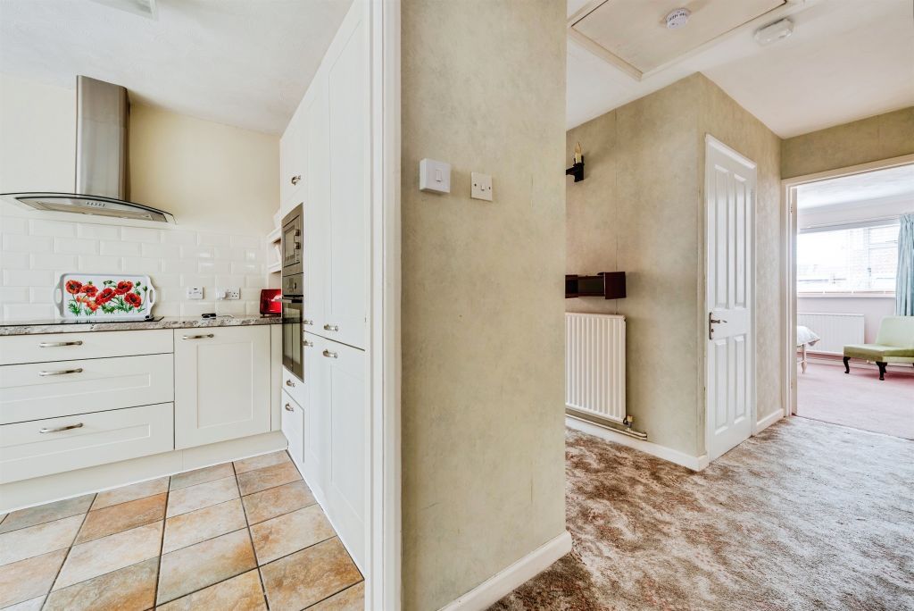Additional image 4 of 3 bed semi-detached bungalow for saleKennet Avenue, Swindon SN25