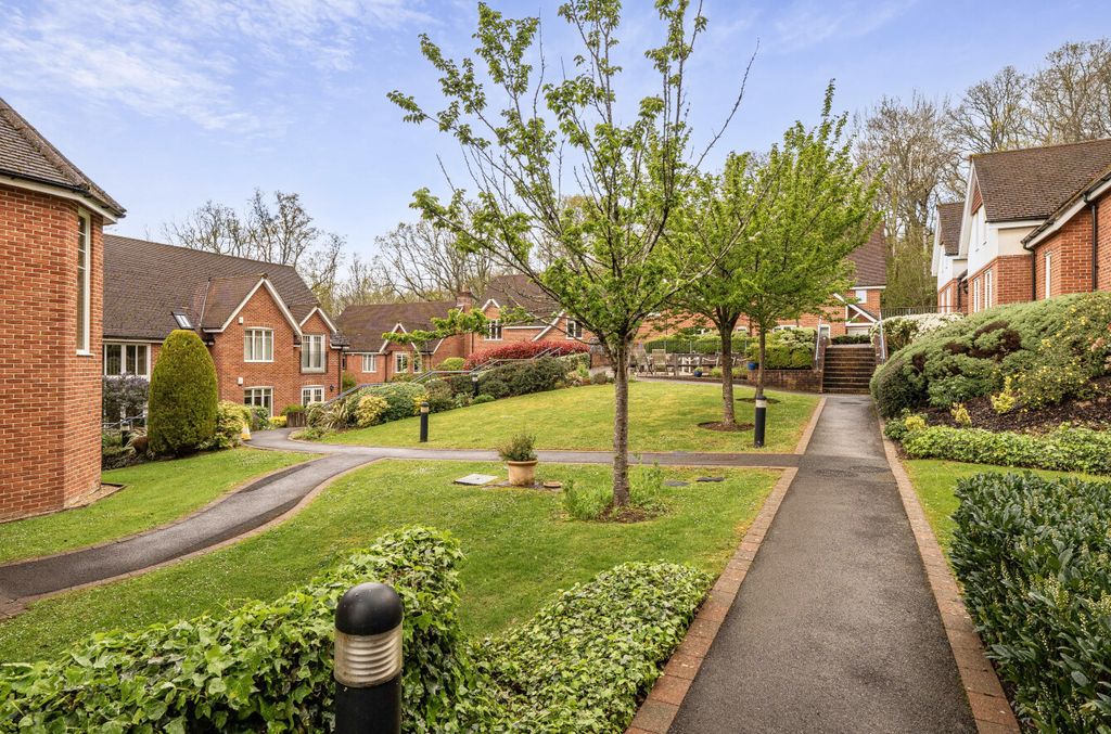 Additional image 16 of 2 bed flat for saleSalisbury Road, Sherfield English, Romsey, Hampshire SO51