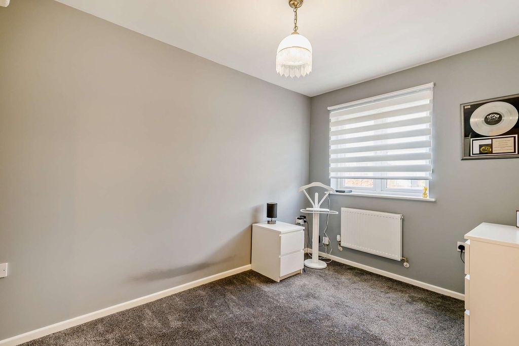 Additional image 15 of 2 bed flat for saleErmin Mews, Swindon SN3
