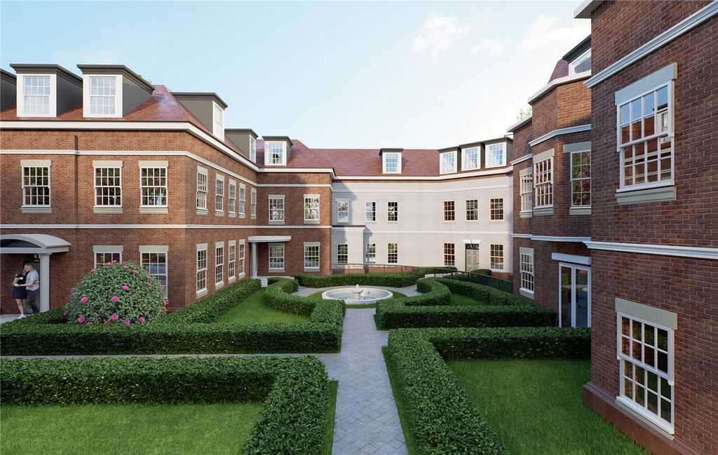 3 bed flat for saleRoyal Ascot Residences, Windsor Road, Ascot, Berkshire SL5