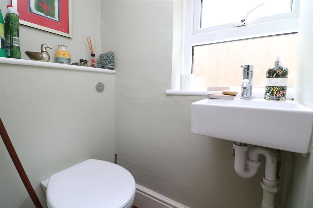 Additional image 9 of 3 bed semi-detached house for saleClarendon Road, Trowbridge BA14