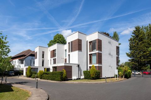 Rivermead Close, Teddington TW11