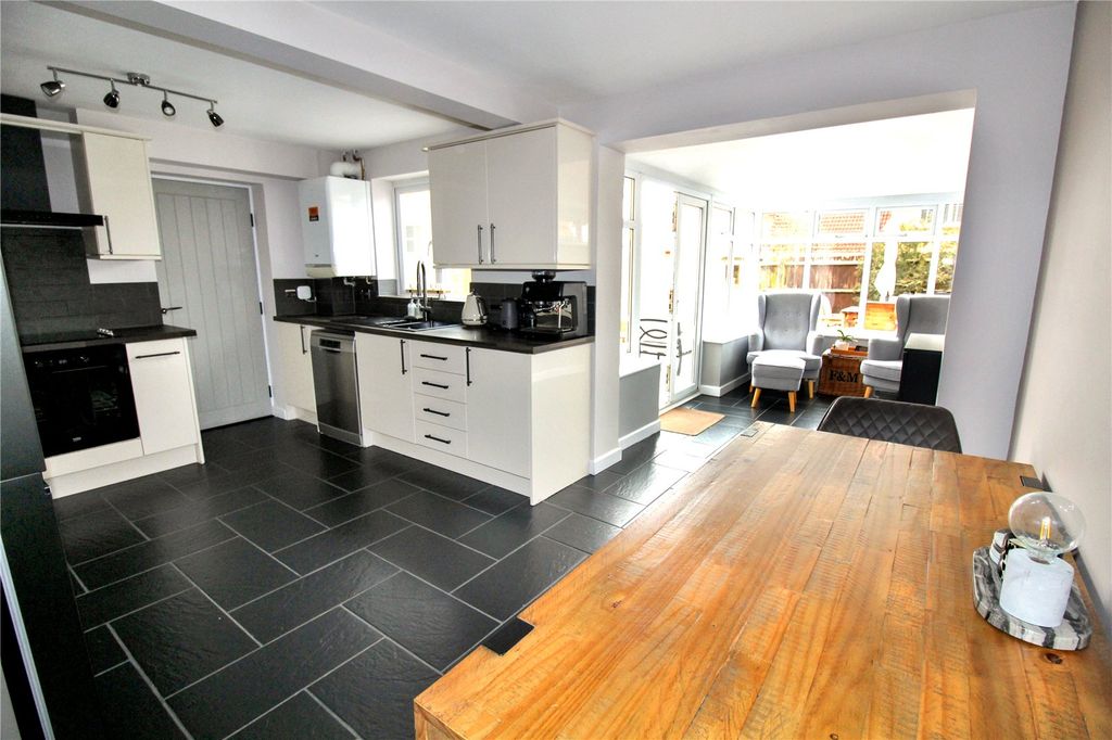Additional image 3 of 3 bed detached house for saleDarius Way, Swindon, Wiltshire SN25