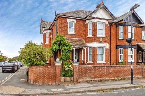 St. James Road, Southampton SO15