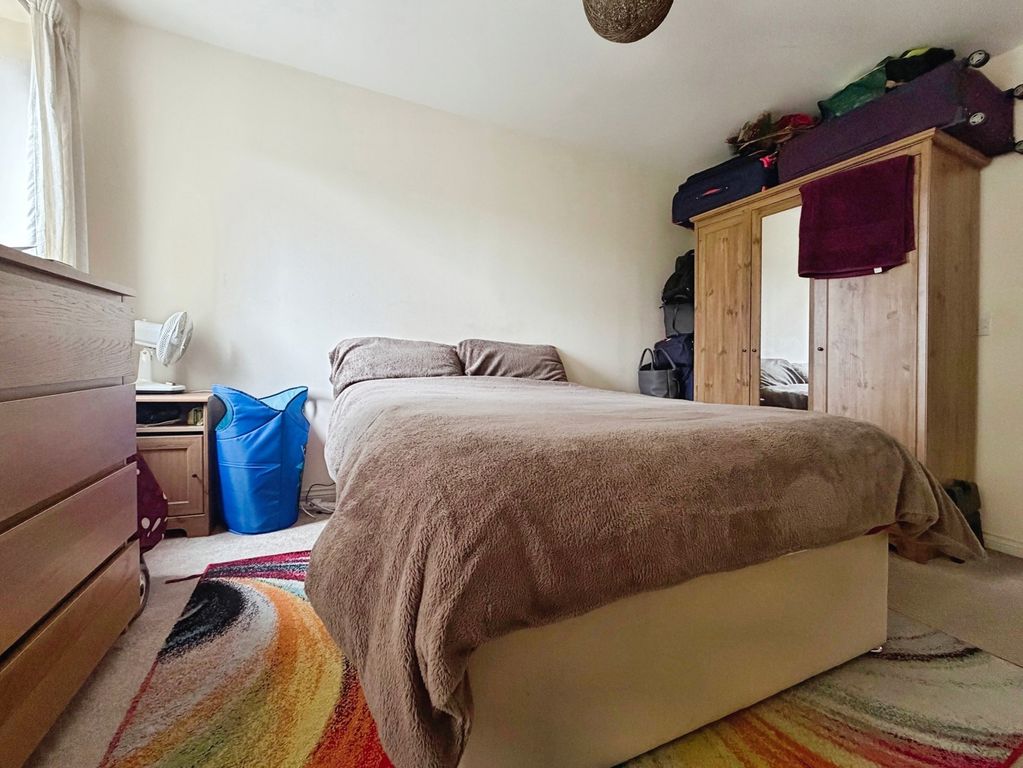 Additional image 7 of 2 bed flat for saleAustin Way, Bracknell RG12