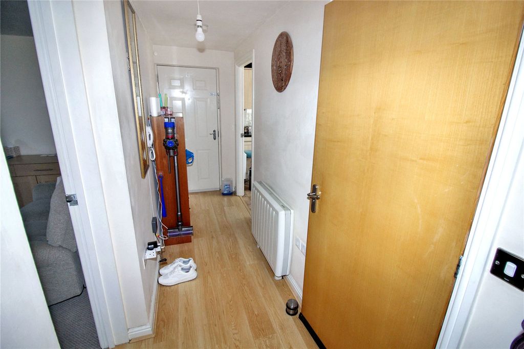 Additional image 8 of 2 bed flat for saleTorun Way, Swindon, Wiltshire SN25
