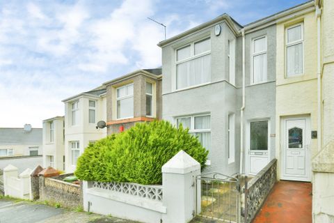 Carmarthen Road, Plymouth PL4