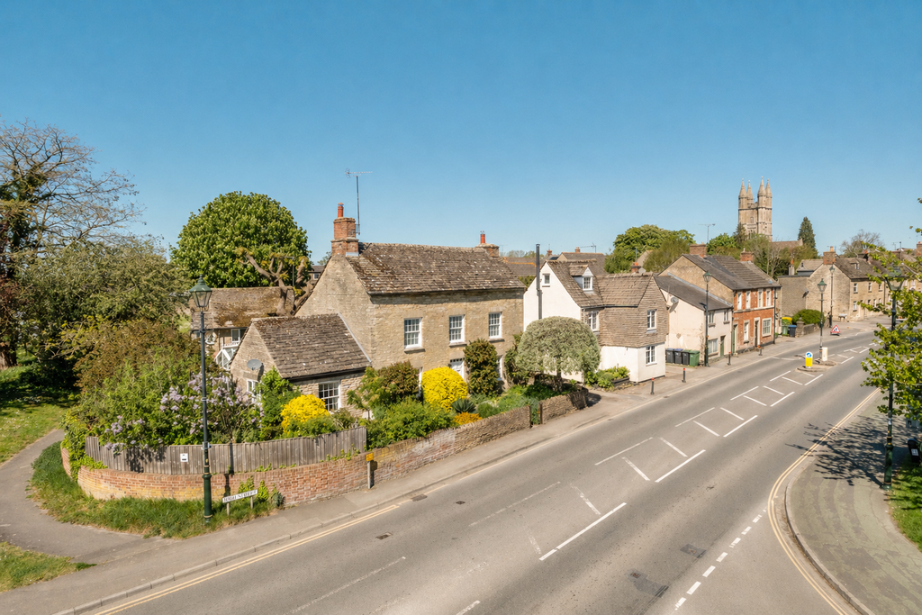 5 bed detached house for saleHigh Street, Cricklade SN6