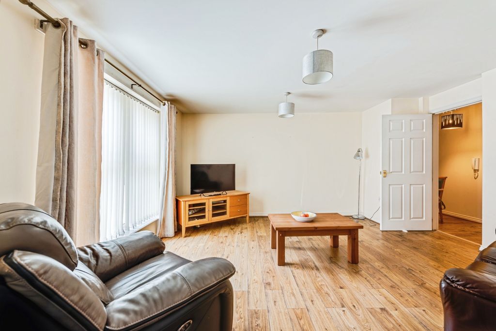 Additional image 5 of 2 bed flat for saleYersin Court, Swindon SN1