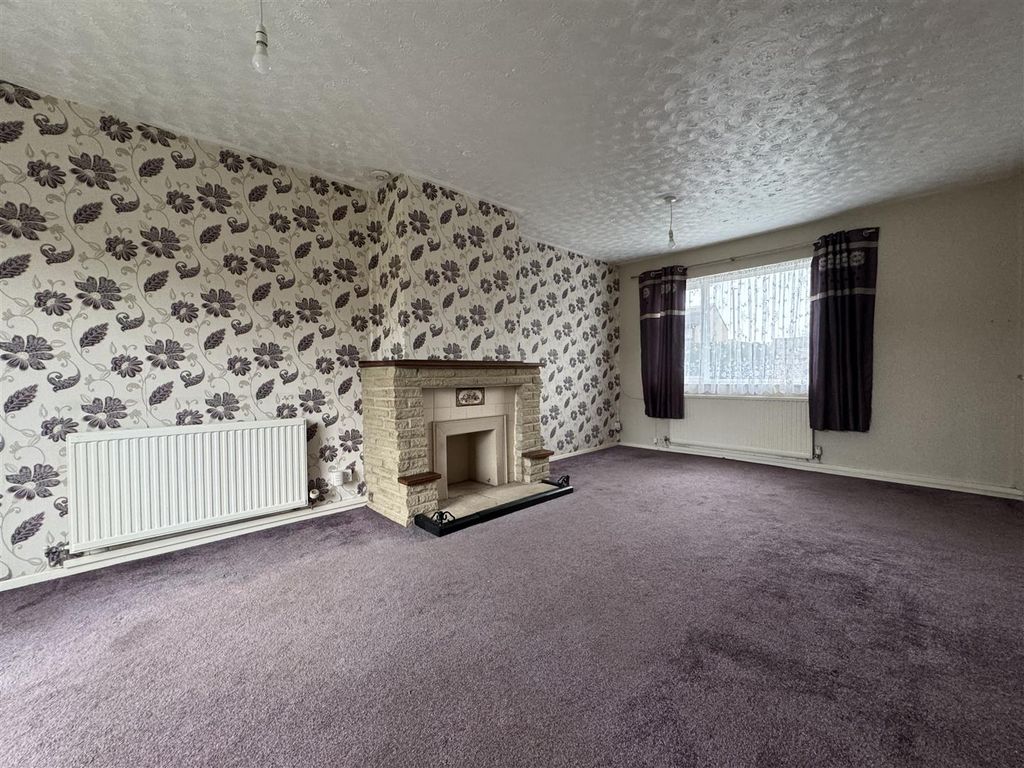Additional image 4 of 3 bed terraced house for saleCarstairs Avenue, Swindon SN3